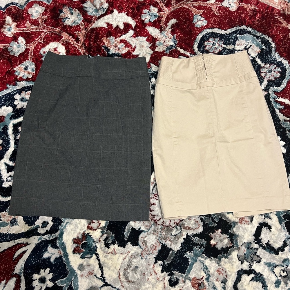 Bundle - Banana Republic and Express Pencil skirts - Gray and Tan khaki